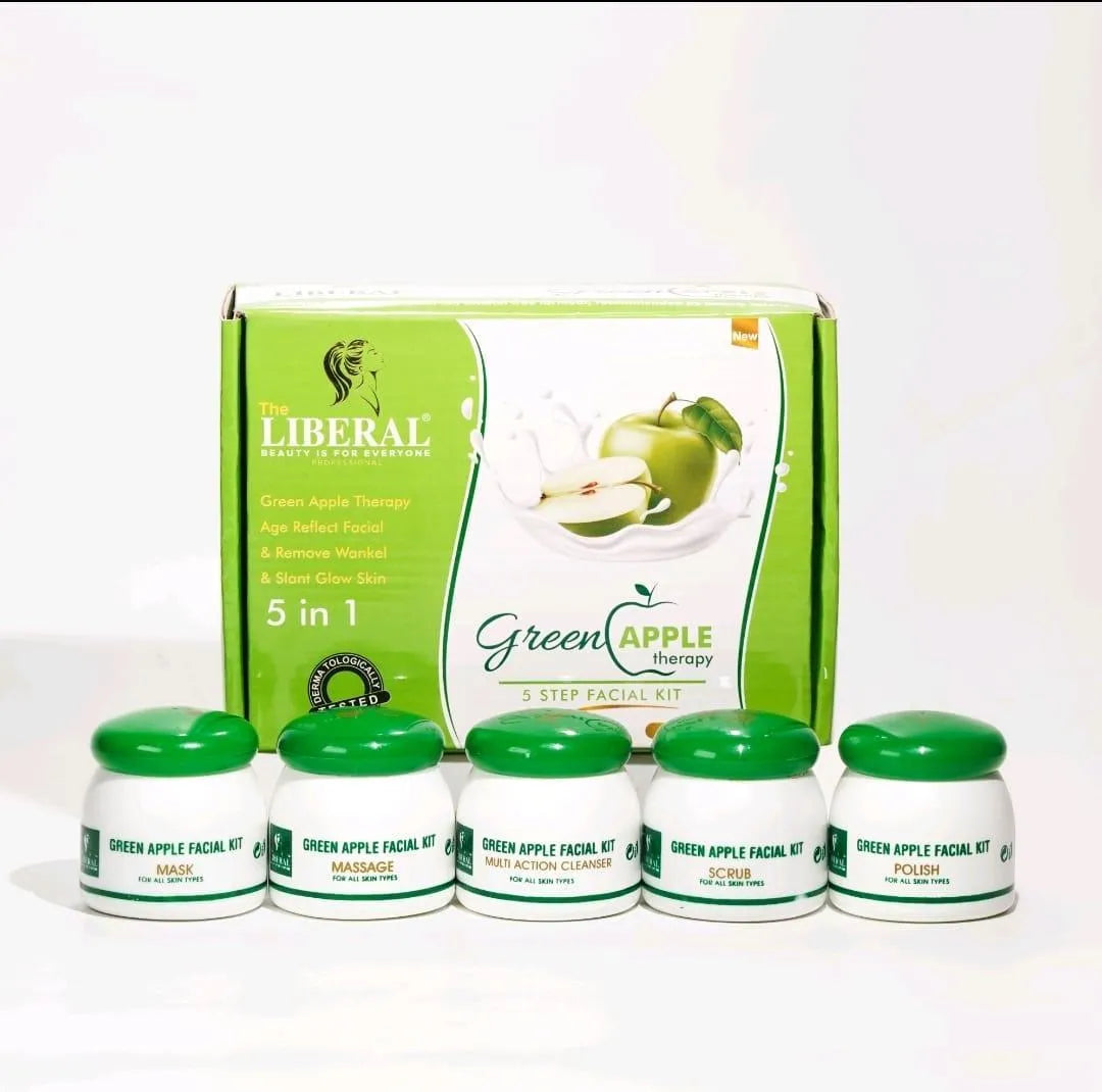alt="Whitening and Brightening 5 Piece Facial Kit with green packaging"