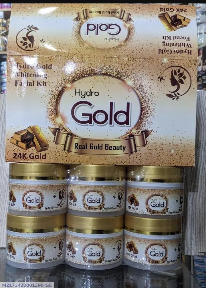 alt="Hydrating and Whitening Facial Kit 6 Piece Premium Set"